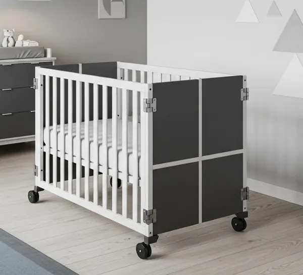 Foldable Wooden Crib with Wheels