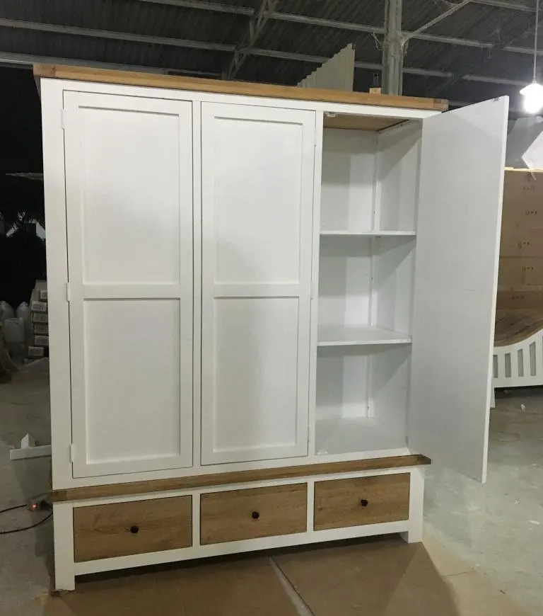 House-Shaped Floor Bed with Rails – view 2