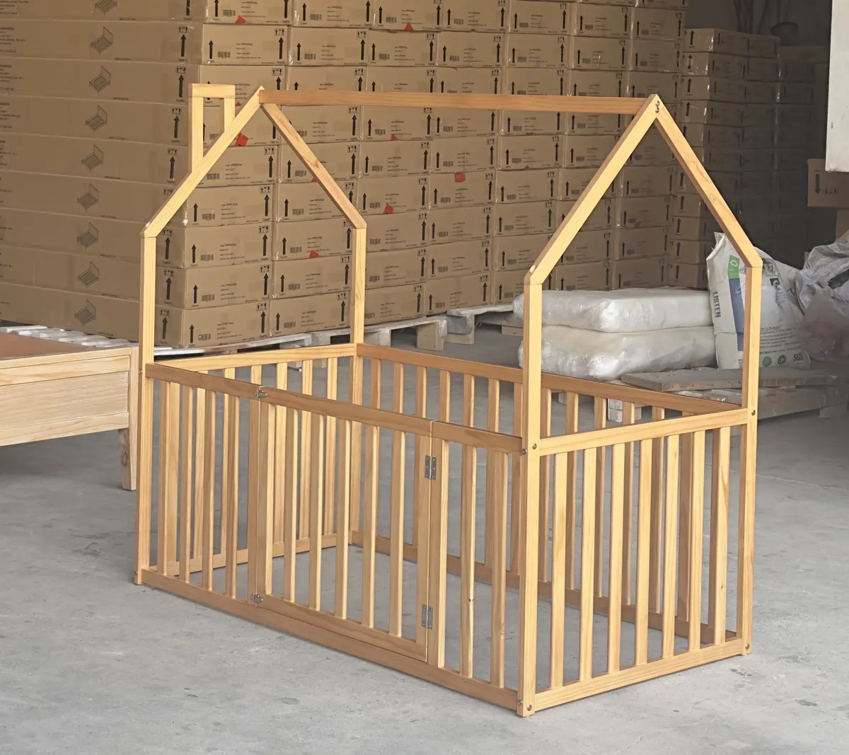 House-Shaped Kids' Bed with Rails – view 4