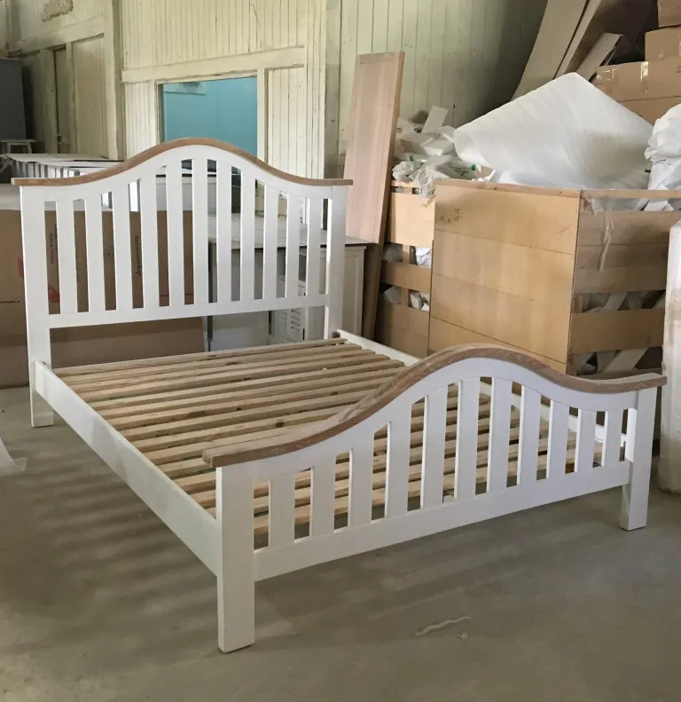 Natural Oak Bed – view 2