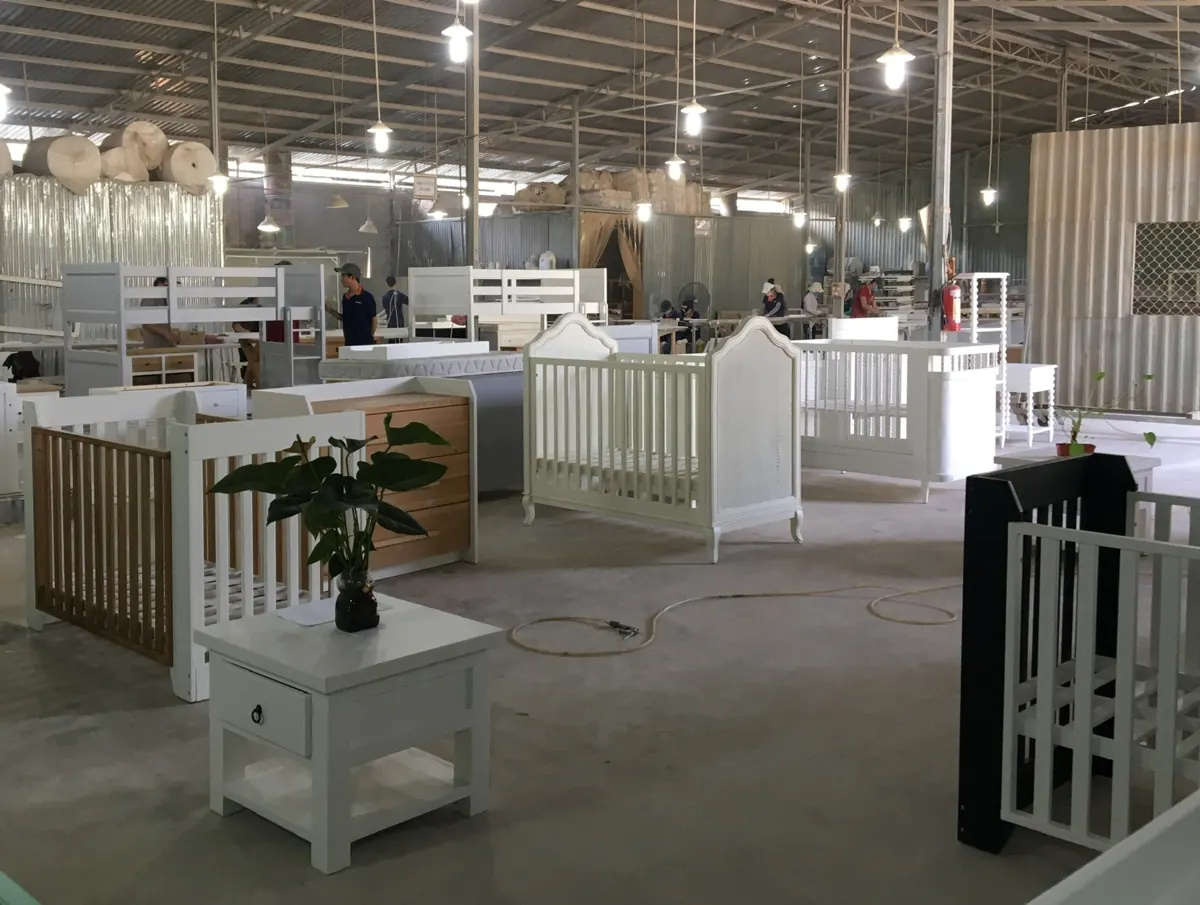 Newton Galileo Convertible Crib – view 3